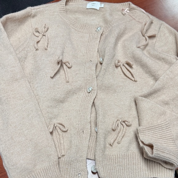 Luna Ivy Sweaters - Luna ivy bow cardigan S // 012122